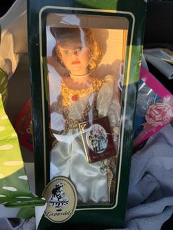 Geppeddo Fairy Tale Series Porcelain Doll
