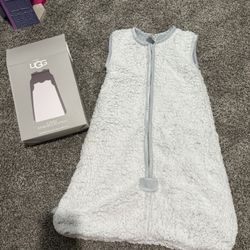 UGG wearable Blanket 