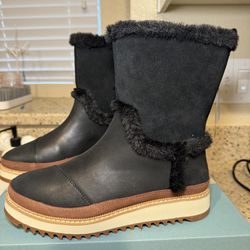 Toms Makenna Boots-platform Heel