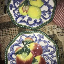 Pair Of Fitz And Cloyed Wall Hanging Plates