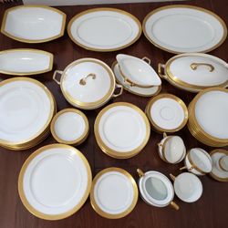 Gorgeous VINTAGE 830+ Pcs  Rosenthal “AIDA” Bone China