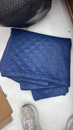 50 moving blankets