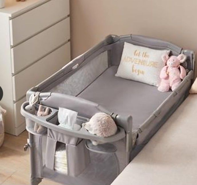 4 in 1 Baby Bassinet Bedside Sleeper, Baby Bedside Crib 4 Functions, Bedside Bassinet Crib Sleeper, Playard, Changing Table, Baby Bassinet for Newborn