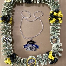 Class Of 2024 Money Lei