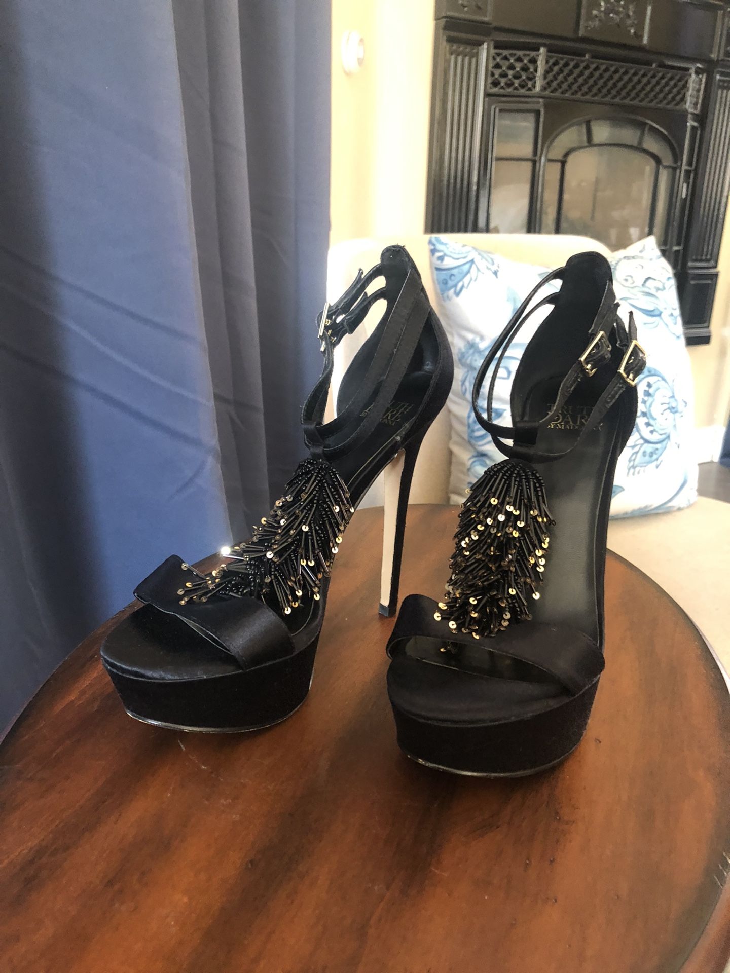 Sky high Black Special Occasion Shoes - Size 8