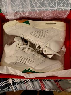 Mens air jordan 5s size 10.5