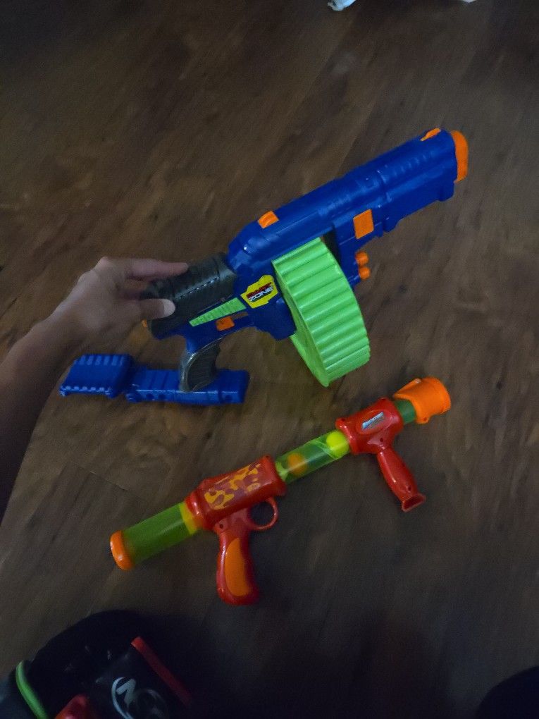 Playing Guns