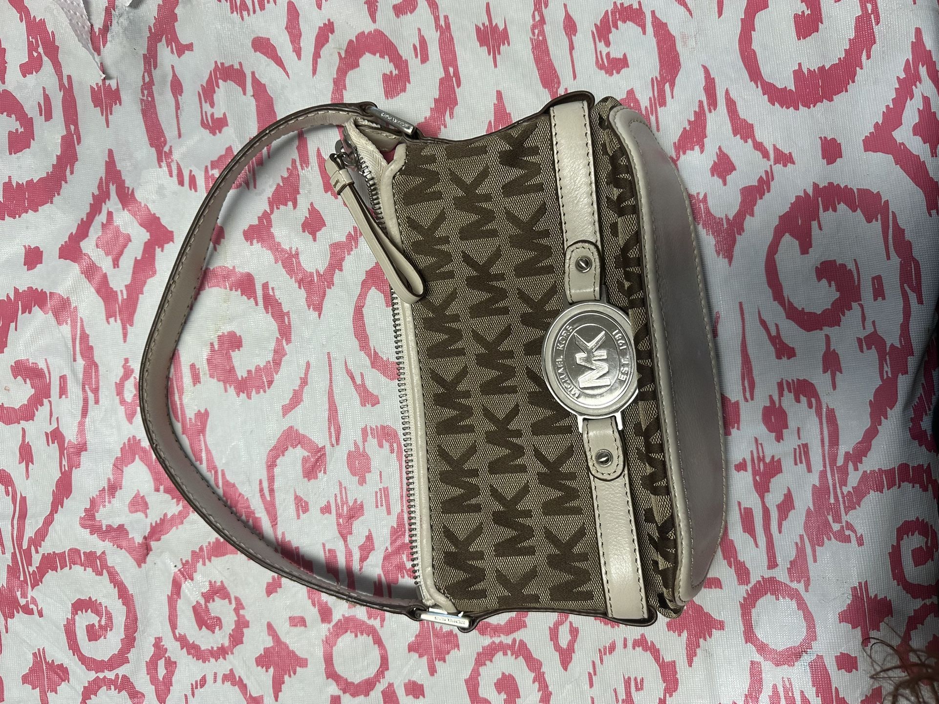 Micheal Kors bag