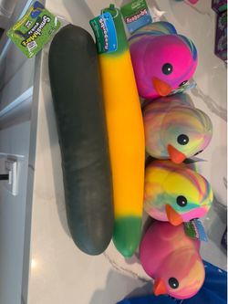 Squeezy Duck and Banana, SmushMart Pickle