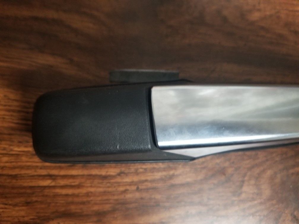 Suburban Passenger Door Handle