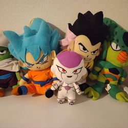 DRAGON BALL Z PLUSHIES 