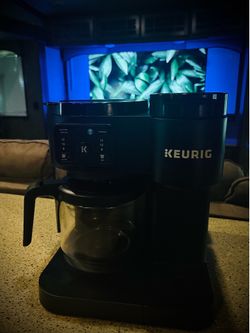 Hot & iced single serve k-cup pod coffee maker & carafe