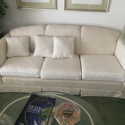 3 Cushion White Sectional Couch Make Me An Offer