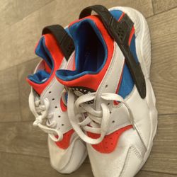 Nike Women’s Air Huaraches 