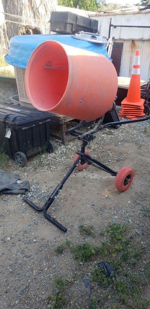 Kushlan Cement Mixer