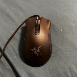 Razer Deathadder V2 Gaming Light Up Mouse 