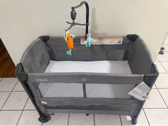 Baby bedside Bassinet (grey)