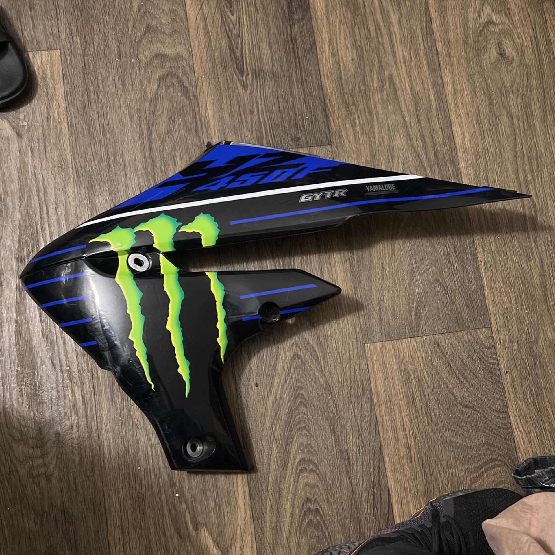 Yz450f Shoulder Plastic