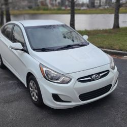 2013 Hyundai Accent