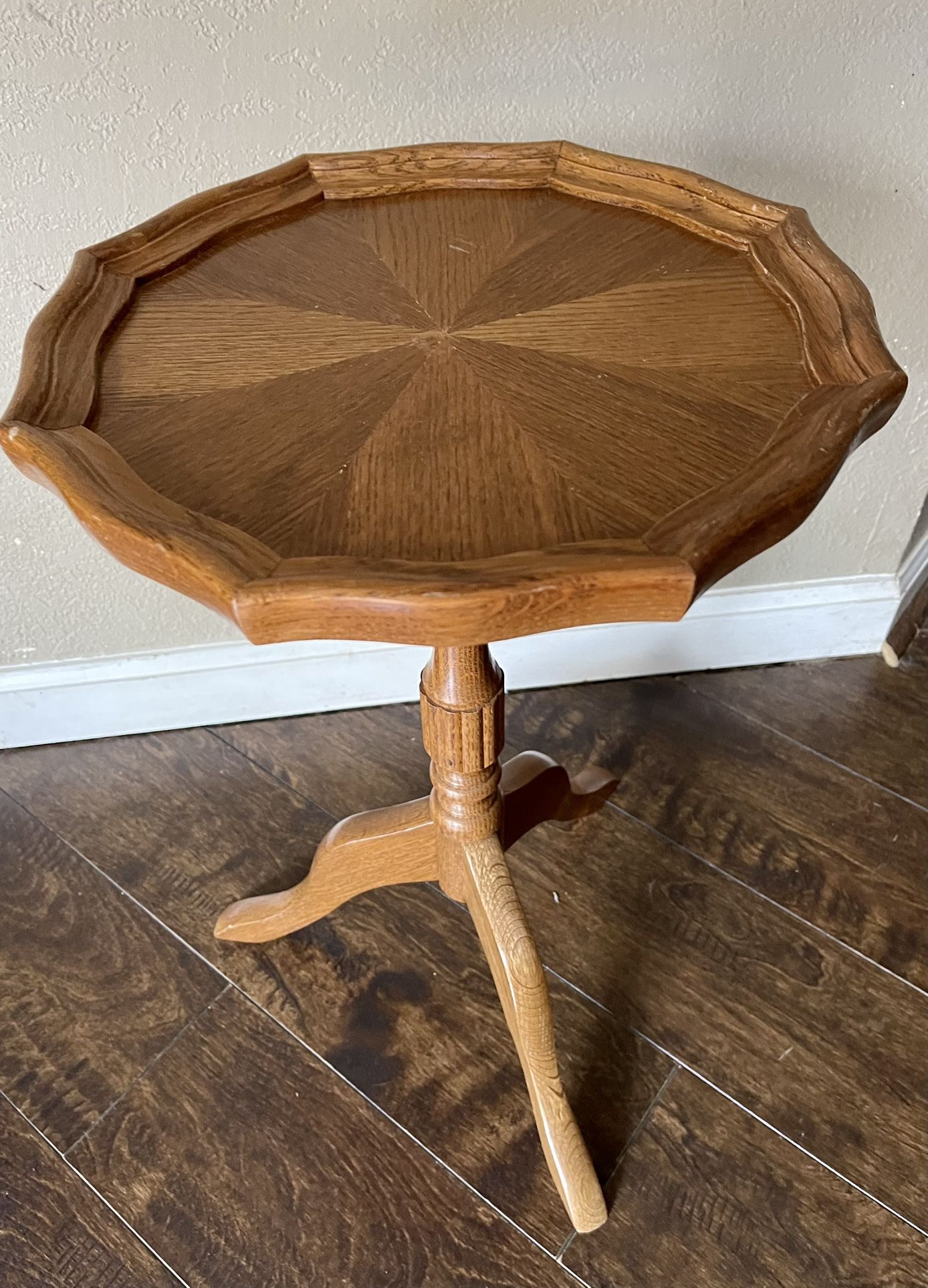 Vintage Pie Crust Side Table