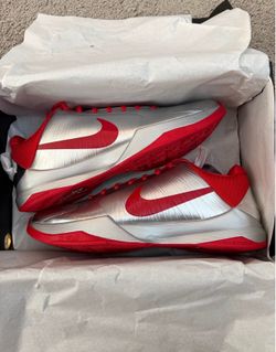 Kobe 5 Caitlyn Clark Rookie Of The Year men’s size 13