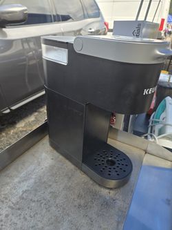 Keurig Coffee Maker Like New *****$25