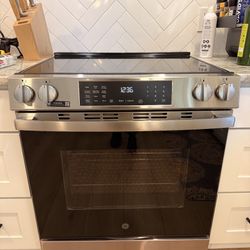 30 in. 5 Burner Element Smart Slide-In Electric Convection Range in Stainless w/ EasyWash Oven Tray & No-Preheat Air Fry