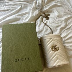 Gucci GG Marmont 2.0 Bag