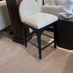 Beautiful Counter Stool 😍😍😍