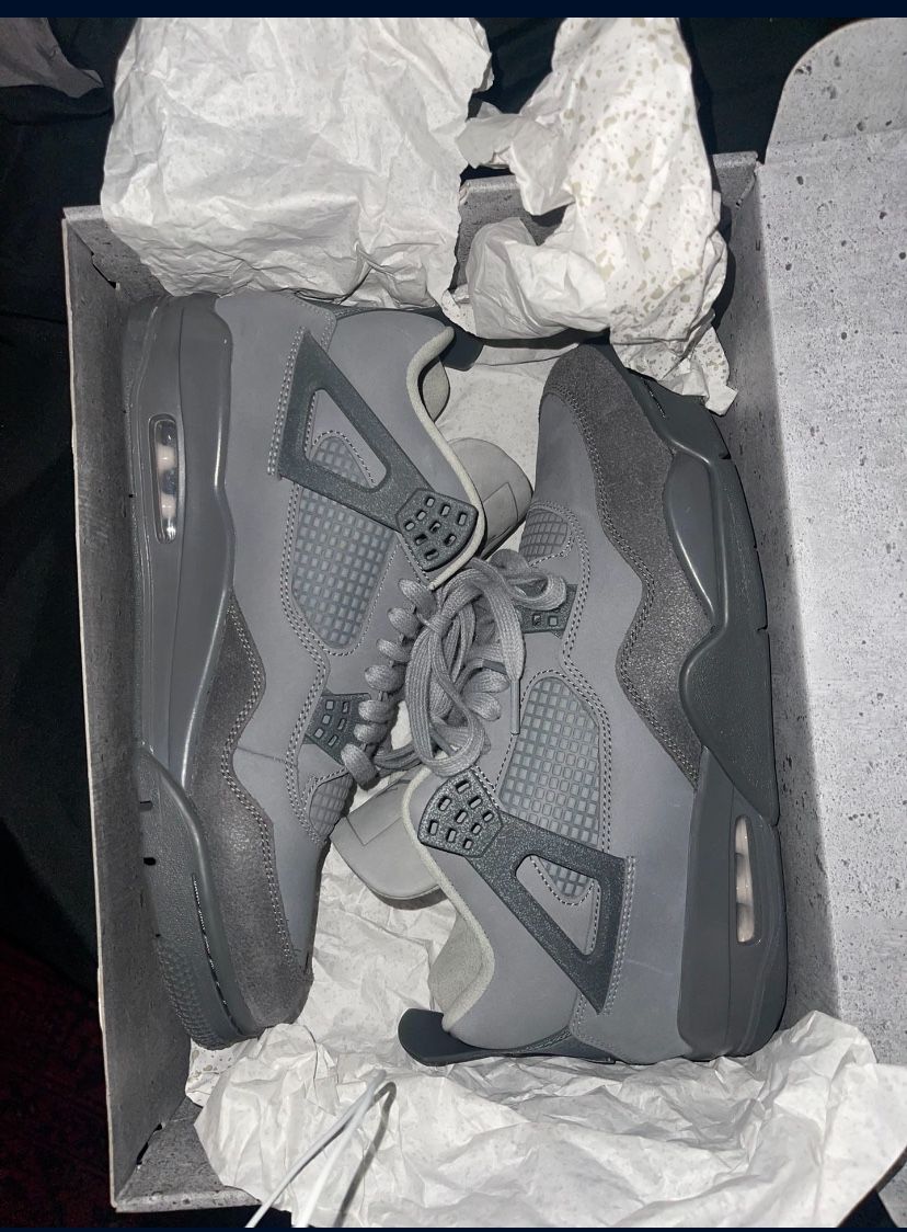 Jordan 4