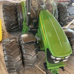 John Deere Tractor 