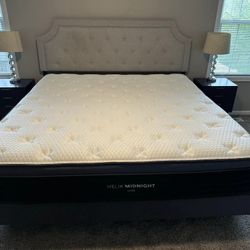 Helix Luxe Midnight with GlacioTex Cooling Cover King Mattress