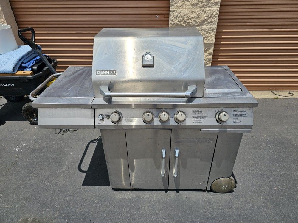 Jenn Air Grill