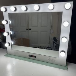 vanity mirror
