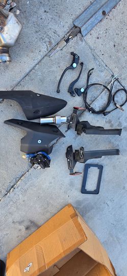 Parts off a 2021 Kawasaki ZX6R