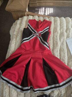 Girl's cheerleader outfit