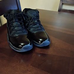 Jordan 12  Numero 10.5 No Caja $170