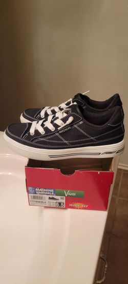 Skechers Arch Lift Shoes - Black