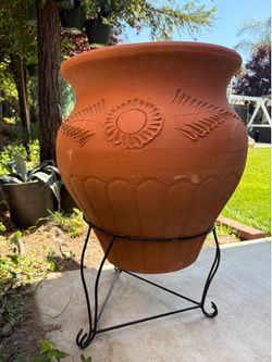 Large Terracotta Pot