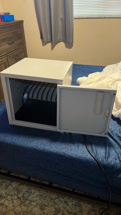 8 Outlet Charging Safe