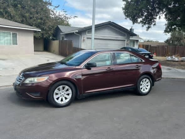 2011 Ford Taurus