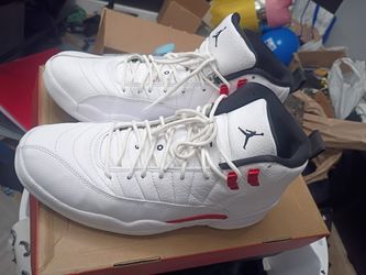 jodan 12s  hardly used og all