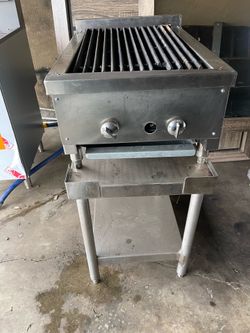 Tabletop Grill + Table