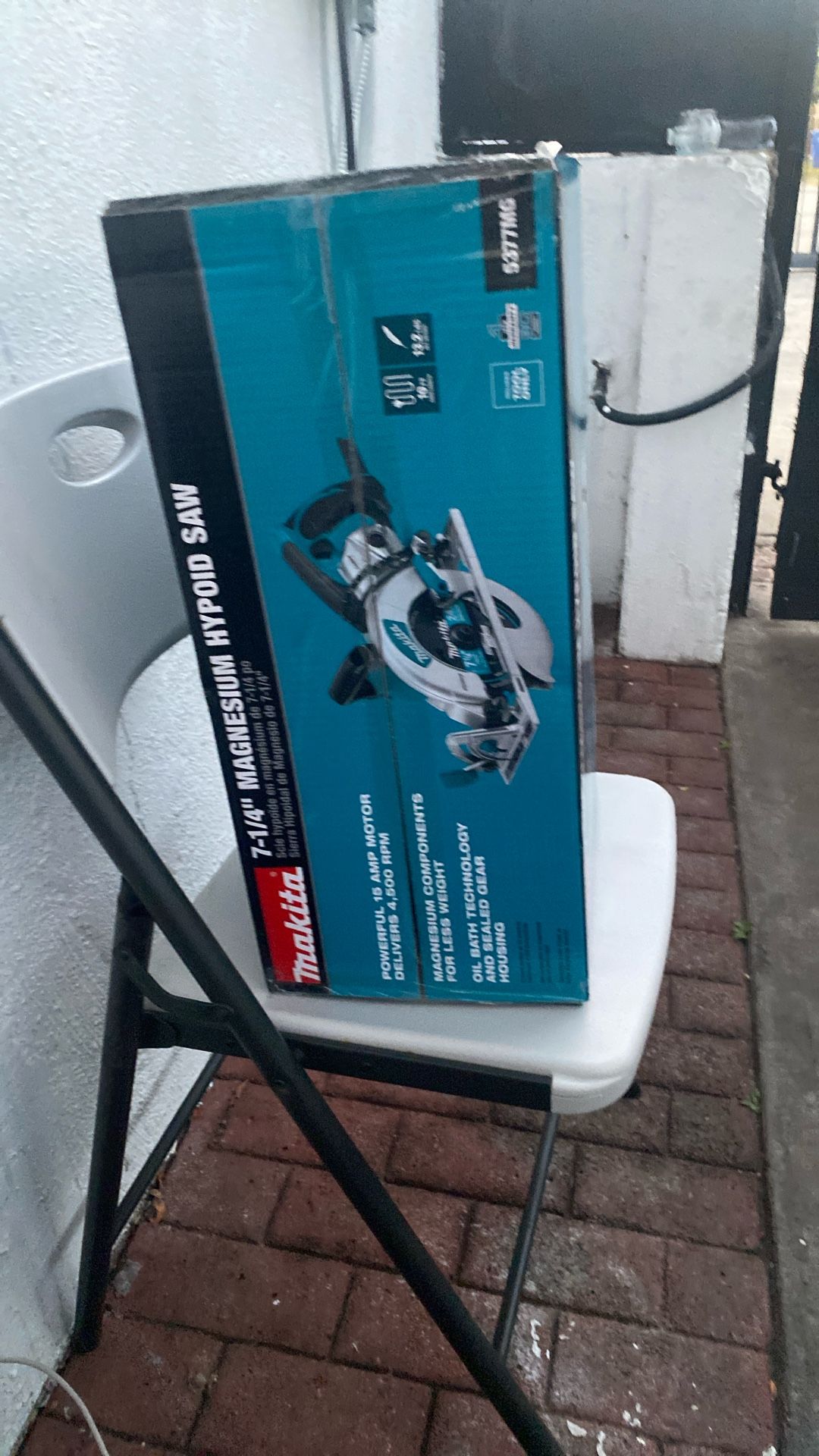 Makita Magnesium Hypeoid Saw
