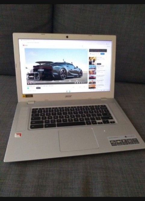 Acer Chromebook 315 Touch Screen 15"  LAPTOP NOTEBOOK COMPUTER Working Great And Charger 