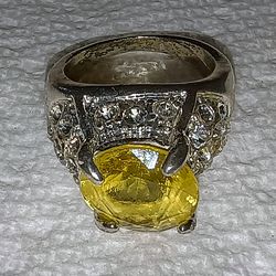 Sz8 Silver Plated Faceted Citrine Yellow CZ Pavé-Set Side Stones Ring NOS ( New Old Stock)