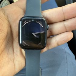 Apple Watch Series 7 (45mm)