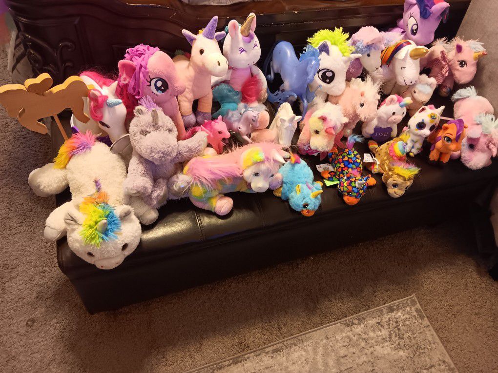 Unicorn Stuff Animals