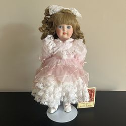 Vintage Dynasty Tasha Porcelain Doll With Stand 14in