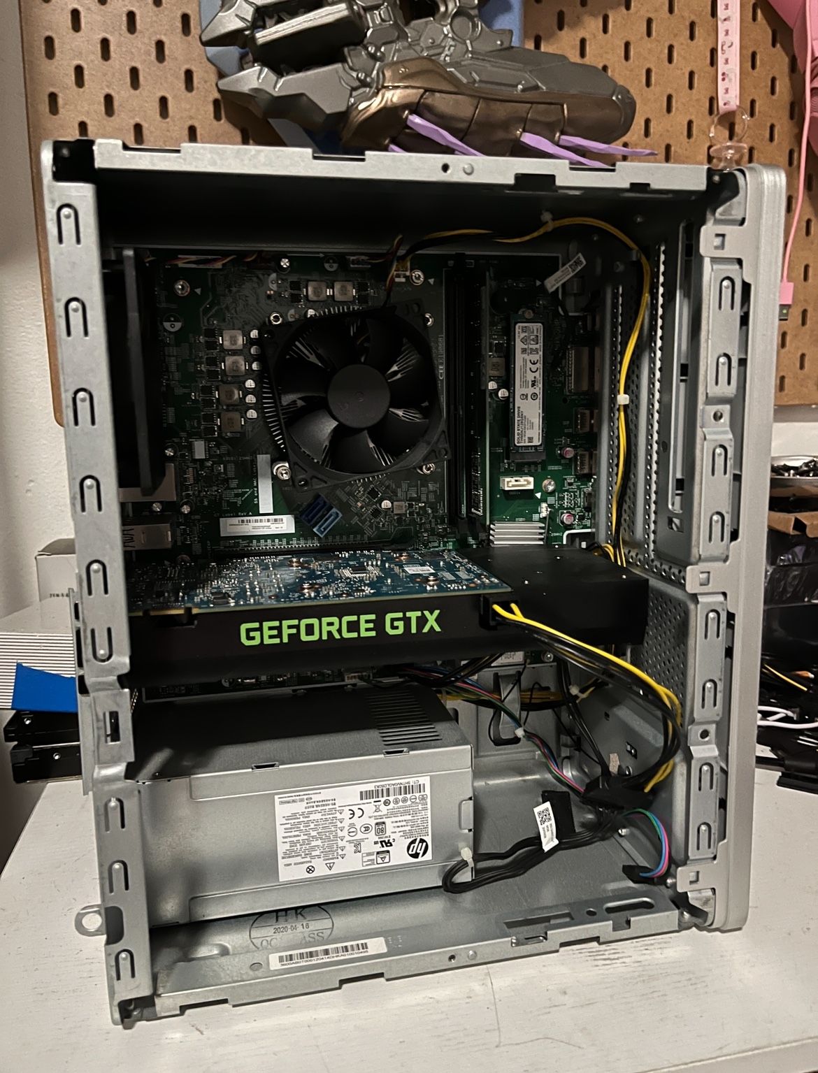Budget Ryzen 3 2200G GTX 960 Gaming PC